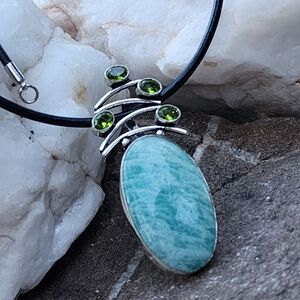 Classic Stone Natural Amazonite Peridot Rhodium/925 Silver Pendant Necklace